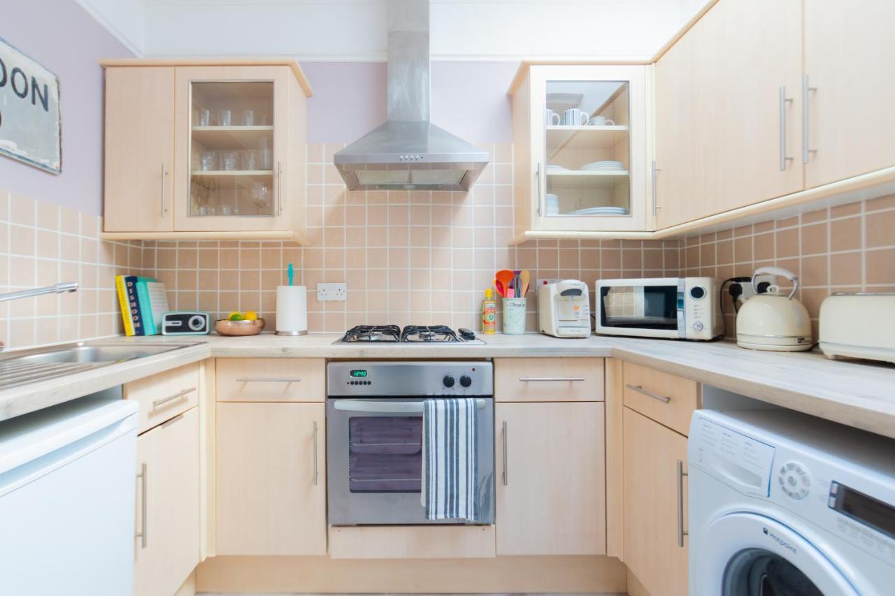 Spacious Split Level Flat In Great Location Portsmouth Esterno foto