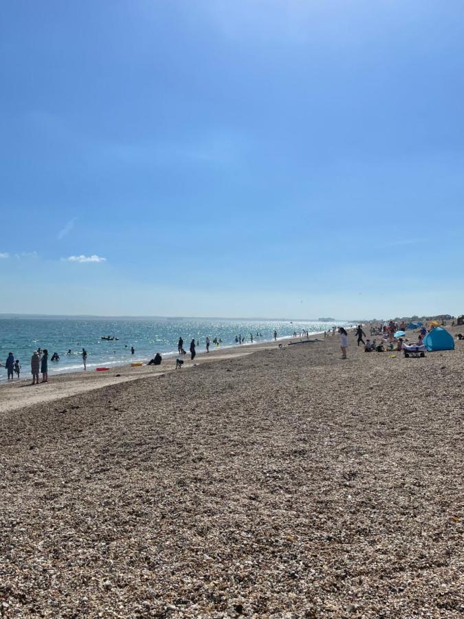Spacious Split Level Flat In Great Location Portsmouth Esterno foto