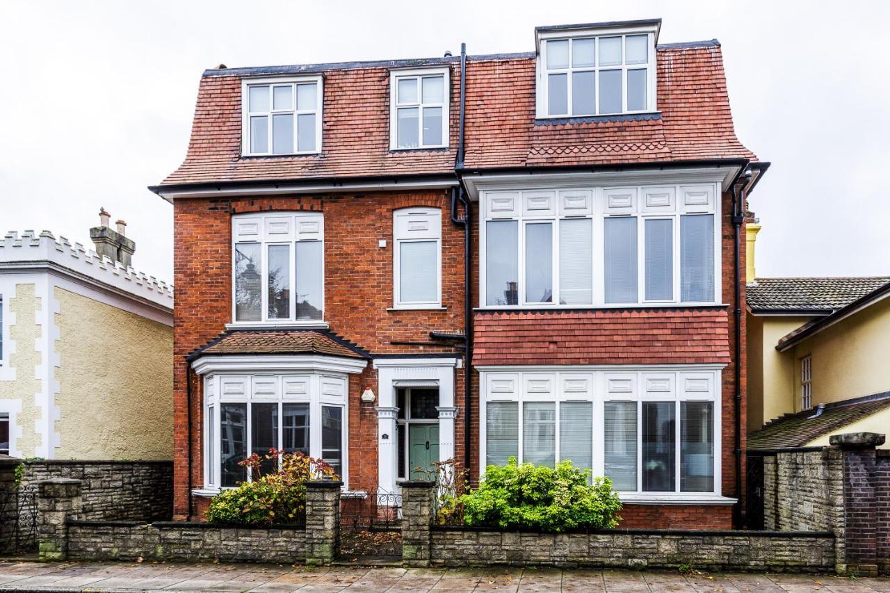 Spacious Split Level Flat In Great Location Portsmouth Esterno foto